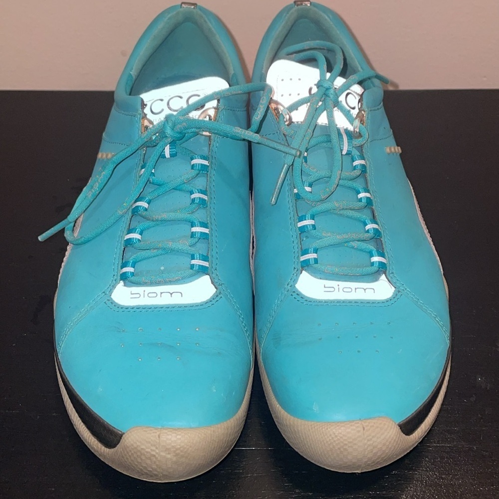 ECCO‎ Natural Motion Biom Teal Spikeless Golf Shoes.  Size 40.  Leather.